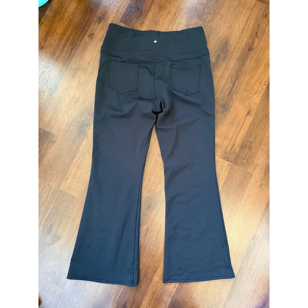 Halara NWT DayStretch High Waisted Pocket Flare Yoga Pants Black Sz XL Casual - Picture 3 of 7